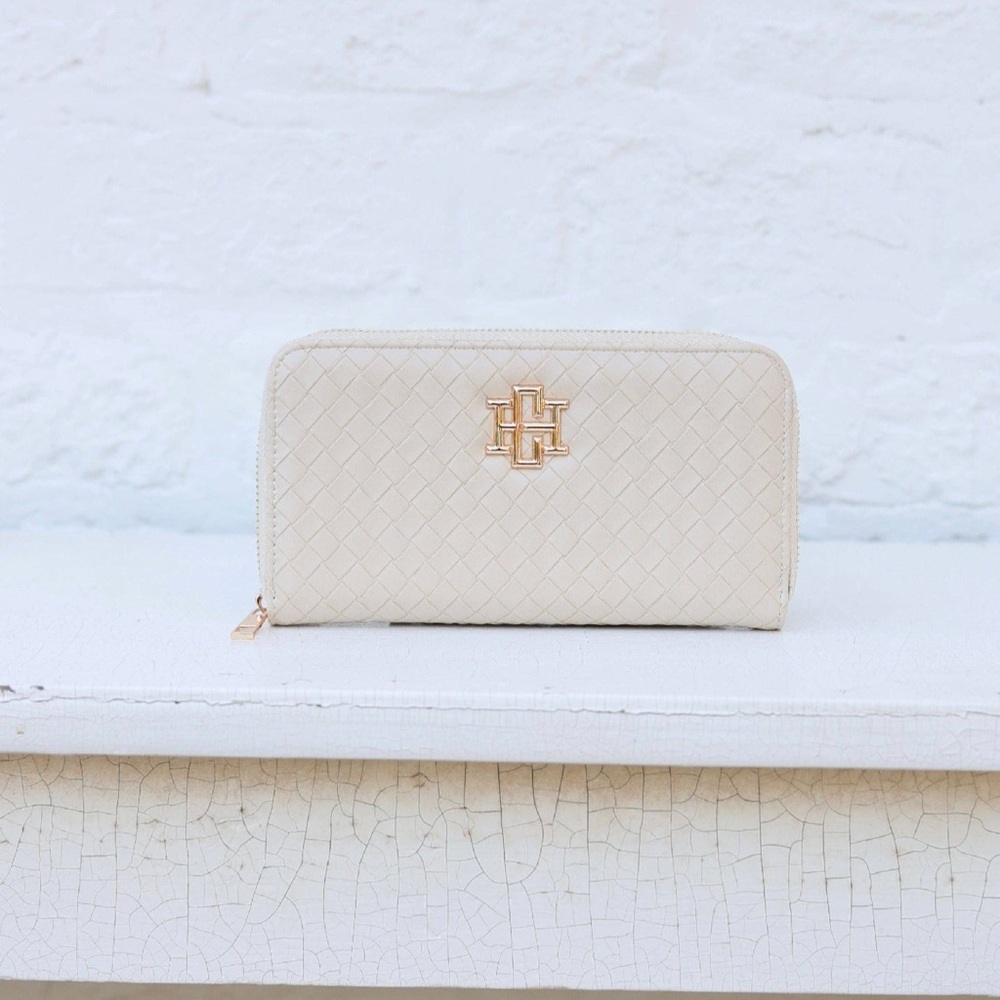Caroline Hill Woven Almond Penelope Wallet